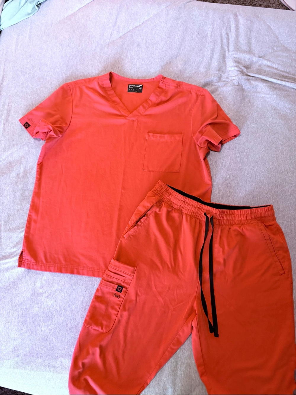 Hypothesis Red Men's scrub set